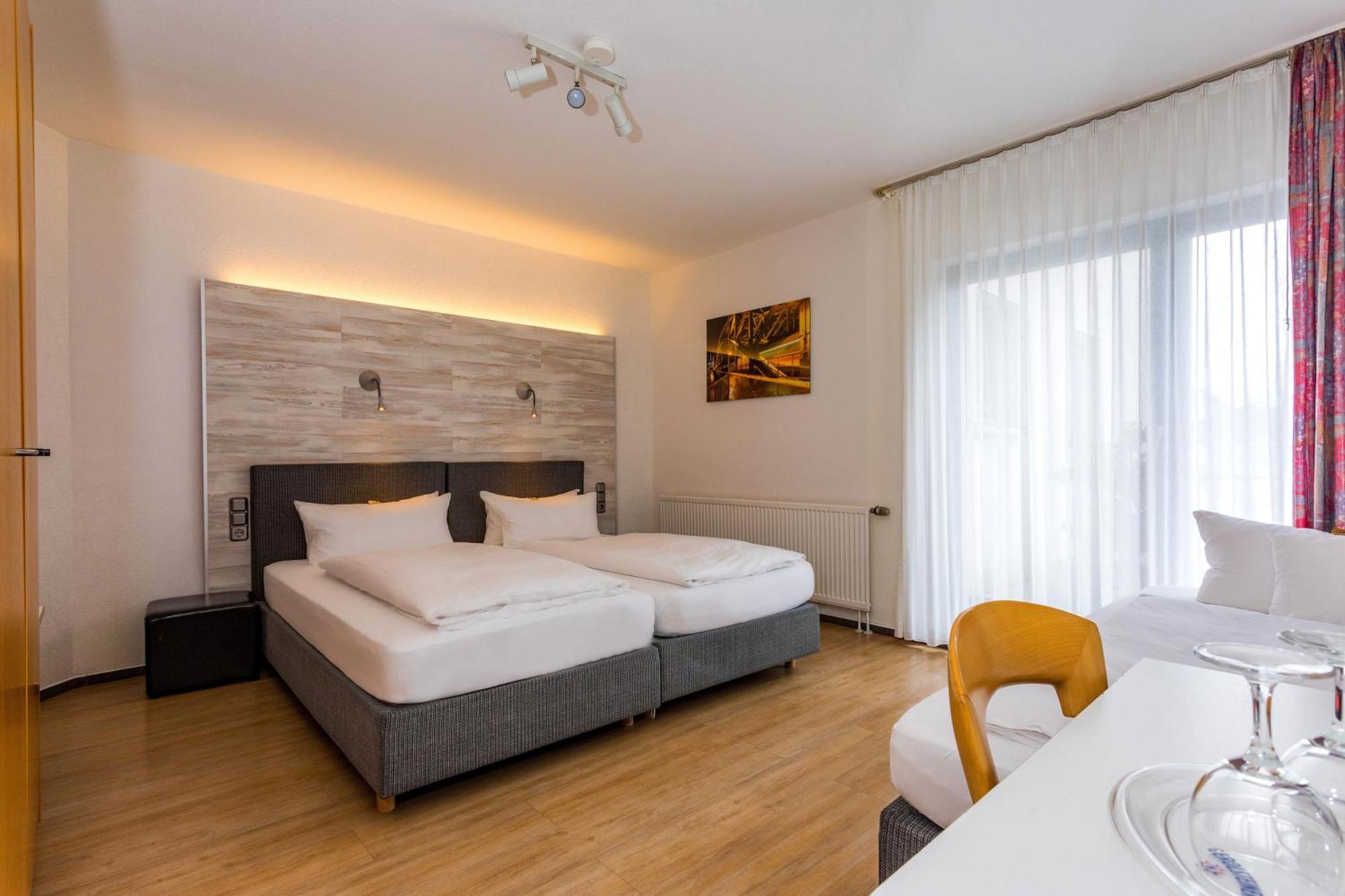 Hotel & Wirtshaus Hansen Μπέργκις Γκλάντμπαχ Εξωτερικό φωτογραφία